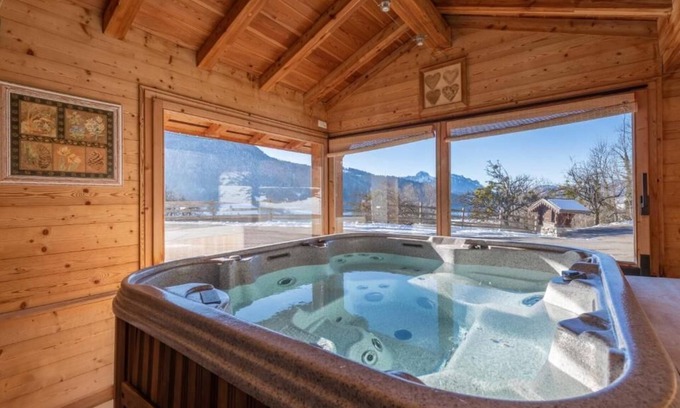 Saint-Paul-en-Chablais Hotel | Hôtel Le Bois Joli