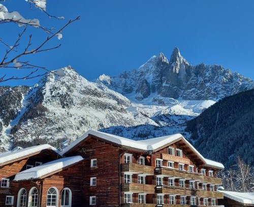 Les Praz-de-Chamonix Hotel | Hôtel Le Labrador