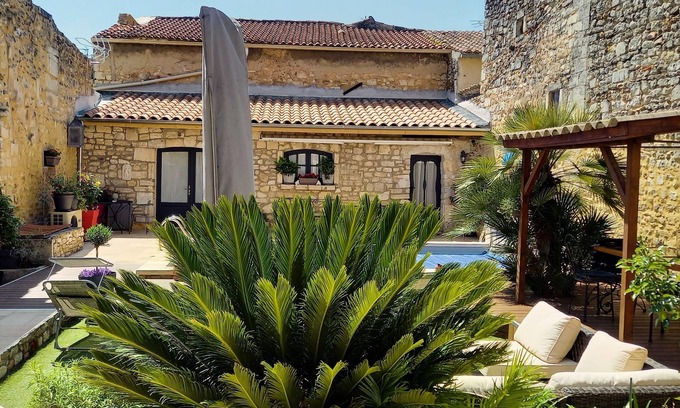 Saint-Paul-Trois-Chateaux Bed & Breakfast | Hôtel Particulier Payan-Champier