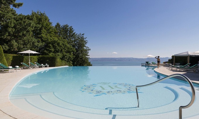 Evian-les-Bains Hotel | Hôtel Royal