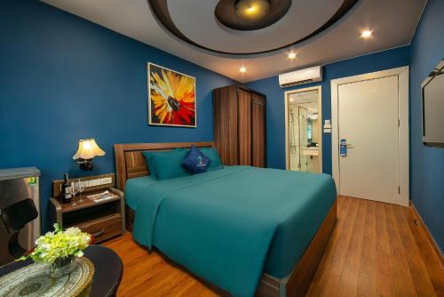 Dich Vong Hau Hotel | Hai Mươi Hotel & Apartment