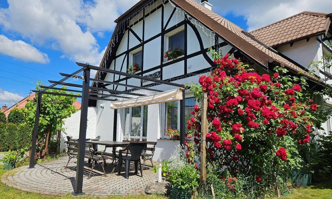 Stawiguda House | Half-timbered house "Paula" overlooking the water