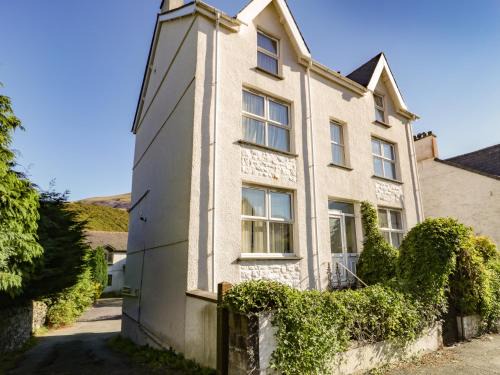 Gallt Y Foel House | Halford Hill