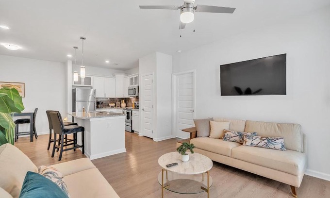 Hampstead Apartment | Halo Oasis - Perfect for your Surf City Getaway! condo