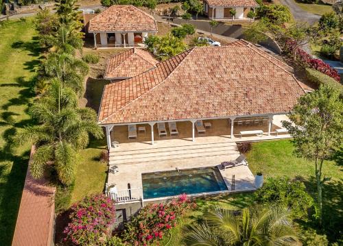 Le Francois Villa | Hameau Cerisier piscine et vue mer