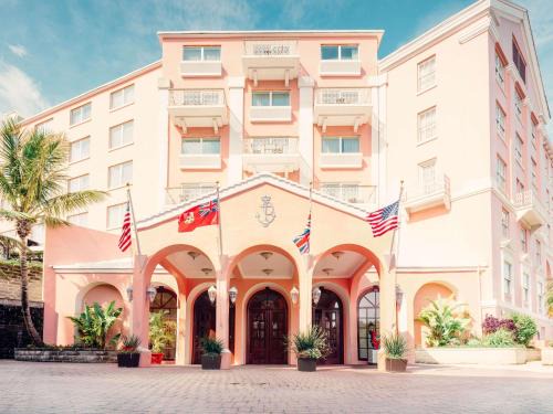 Pembroke Hotel | Hamilton Princess & Beach Club A Fairmont Managed Hotel