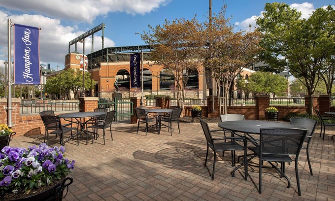 Downtown West Hotel | Hampton Inn Baltimore-Downtown-Convention Center