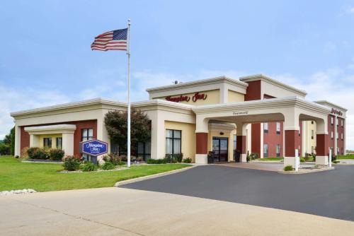 Litchfield Hotel | Hampton Inn by Hilton Litchfield