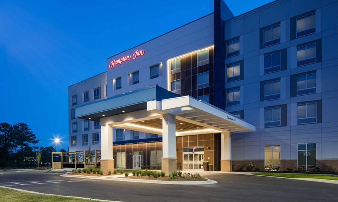 Smithfield Hotel | Hampton Inn by Hilton Smithfield Selma