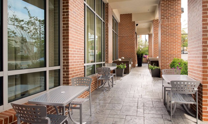 River District Hotel | Hampton Inn by Hilton Wilmington Downtown