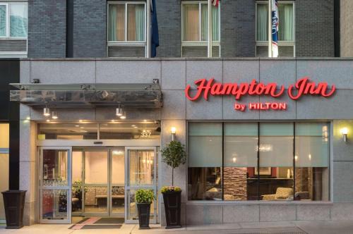 Garment District Hotel | Hampton Inn Manhattan - Times Square South