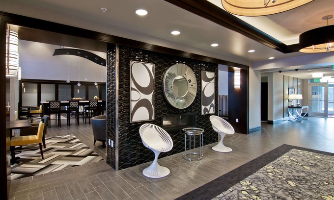 Wilburton Hotel | Hampton Inn & Suites Bellevue Downtown-Seattle