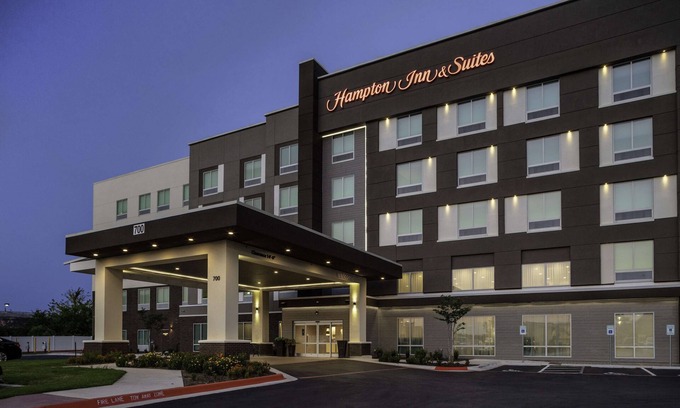 Cedar Park Hotel | Hampton Inn & Suites Cedar Park North Austin