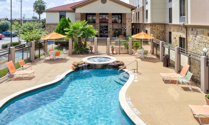 Webster Hotel | Hampton Inn & Suites Houston/Clear Lake-Nasa Area