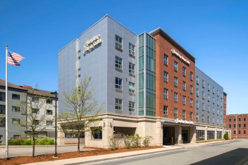 Worcester Hotel | Hampton Inn & Suites-Worcester, MA