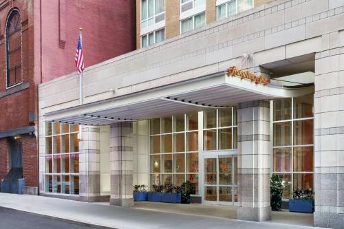 Theater District Hotel | Hampton Inn Times Square Central