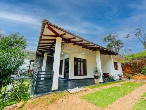 Moragolla House | Hanthana Breeze Residence