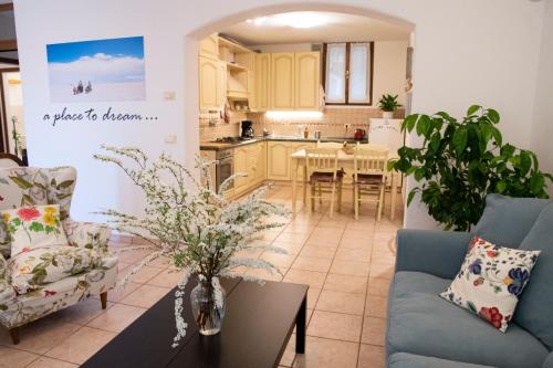 Revine Lago Apartment | Happy Corner - The home for outdoor lovers