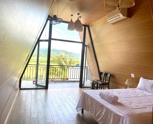 Son Trach Hotel | Happy field homestay Phong Nha