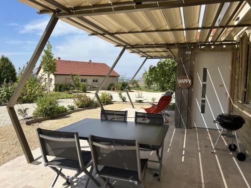 Cernay-les-Reims House | Happy