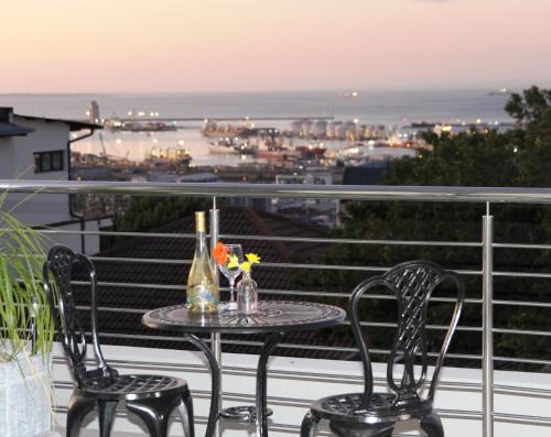 Cape Town City Centre Apartment | Harbour View Guest Suite