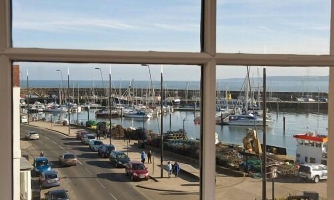 Scarborough Apartment | Harbourside Apartments
