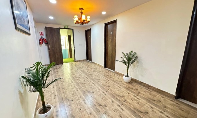 Sector 27 Hotel | Hardik Palace