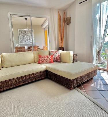 Cluny House | Harmony Villa - Port Chambly