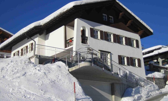 Lech am Arlberg Bed & Breakfast | Haus Dr. Küng