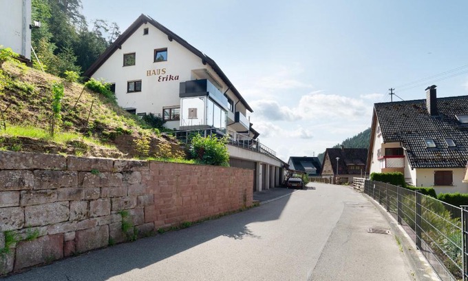 Bad Teinach-Zavelstein Apartment | Haus Erika Ferienwohnung 1