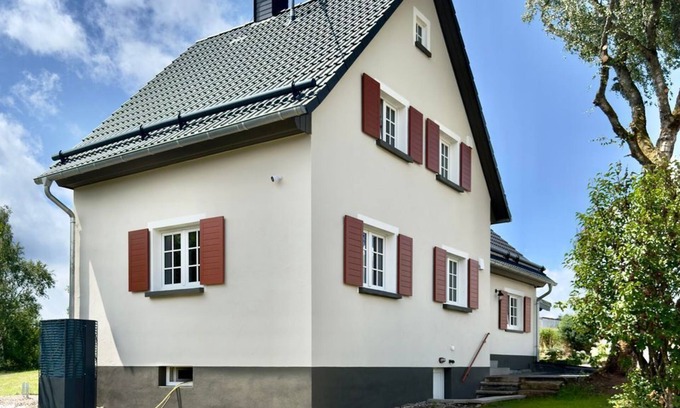 Dienstweiler House | Haus Fasanenwiese - Holiday home with sauna and terrace