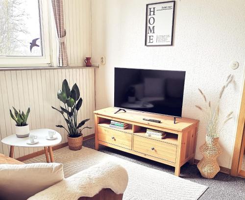Esens Apartment | Haus Meereswind, 1 OG mit Fernblick in die Natur
