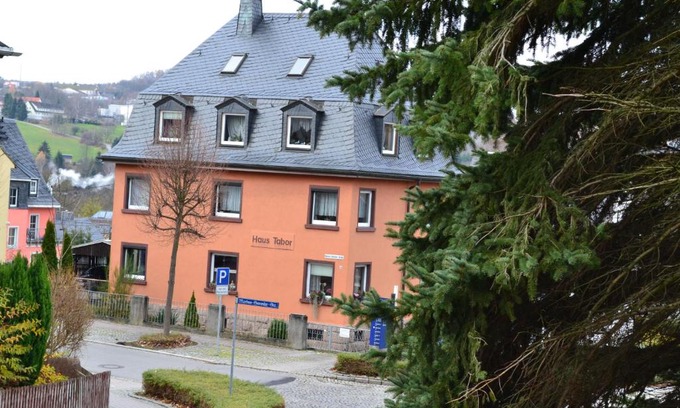 Bad Schlema Apartment | Haus "Tabor"