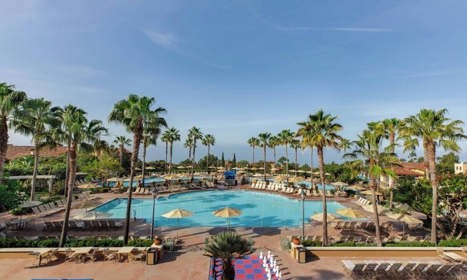 Newport Coast Condo | Have a relaxing getaway along California's beautiful coast from 08/03-08/10!