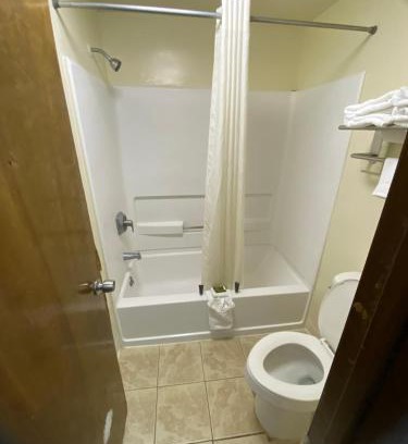 Havelock Hotel | Havelock inn & suites