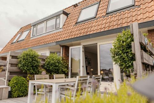 Heeg House | Havenwoning geschakeld | 6 personen - Boutique Parc Pharshoeke