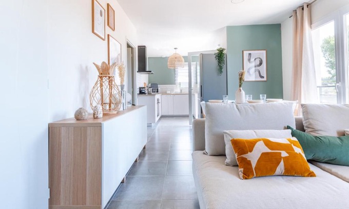 Morieres-les-Avignon Apartment | Havre de nature Provence