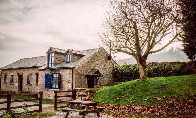 High Peak House | Hay Barn