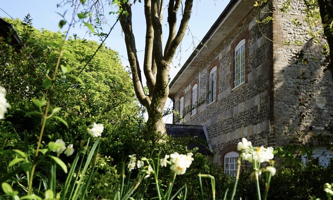 Charminster House | Hayden House - Dorset Georgian Farmhouse- Sleeps 11