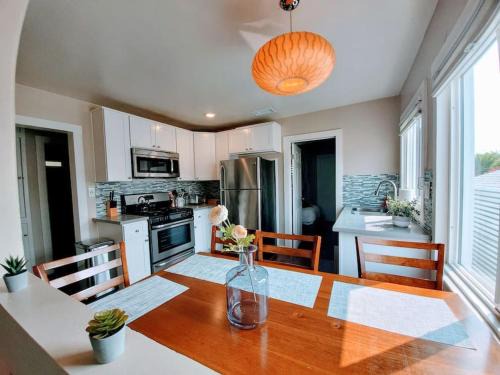 Golden Hill House | Heart of San Diego-Walk Score 82-Backyard -BBQ-HBO