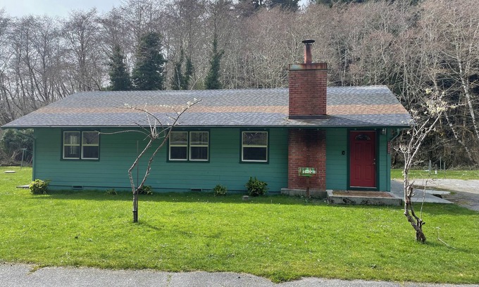 Orick House | Heart of the Redwoods-HOPE Cottage