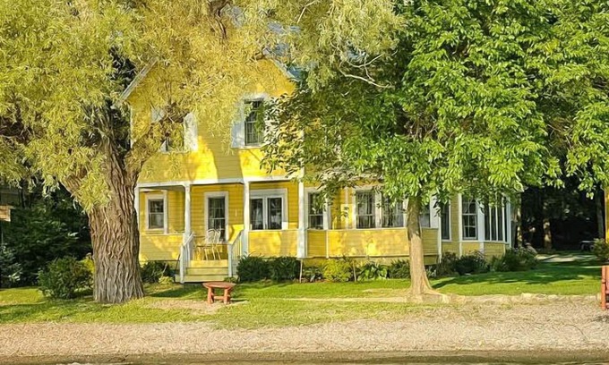 Canandaigua House | Heart's Desire: Great Sunset Views