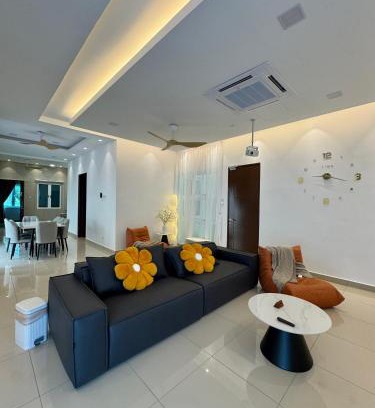 Tanjung Karang House | Heartstay Tanjong Karang 妍菁名宿