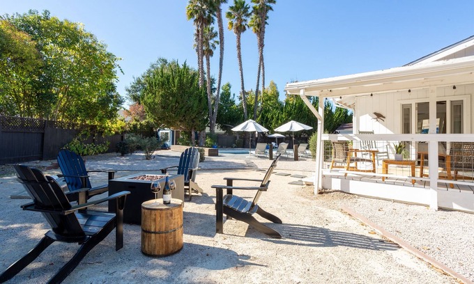 Los Alamos House | Heated pool, hot tub, walk to tasting rooms