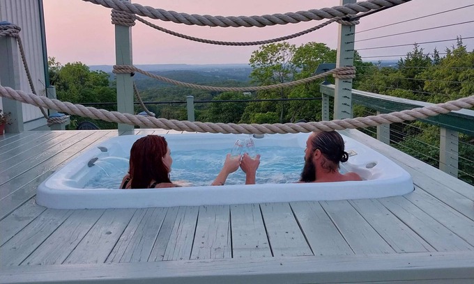 Eureka Springs House | Heated Pool in October + Hot Tub + Fall Color View