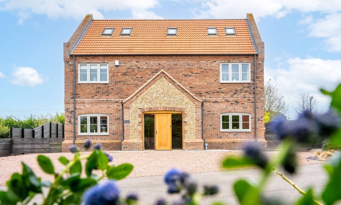 Burnham Market House | Hedgerows, Burnham Market, Norfolk