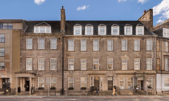 New Town Apartment | Heeton Concept Aparthotel Edinburgh Queen Street