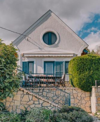 Csopak House | Hegyi Füge Vendégház