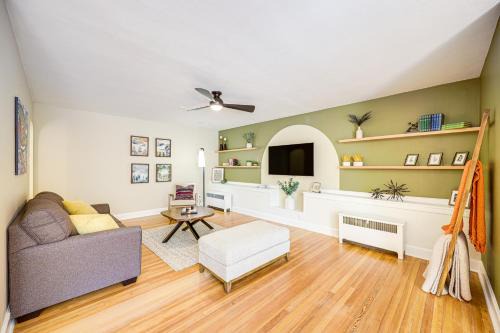 Helena Apartment | Helena Apartment with Patio Less Than 1 Mi to Downtown!