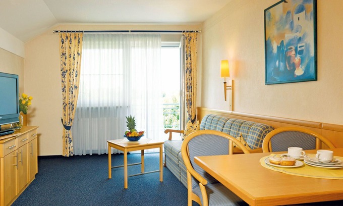 Riedenburg Apartment | Helle, gemütliche Suite mit großem Balkon und WLAN